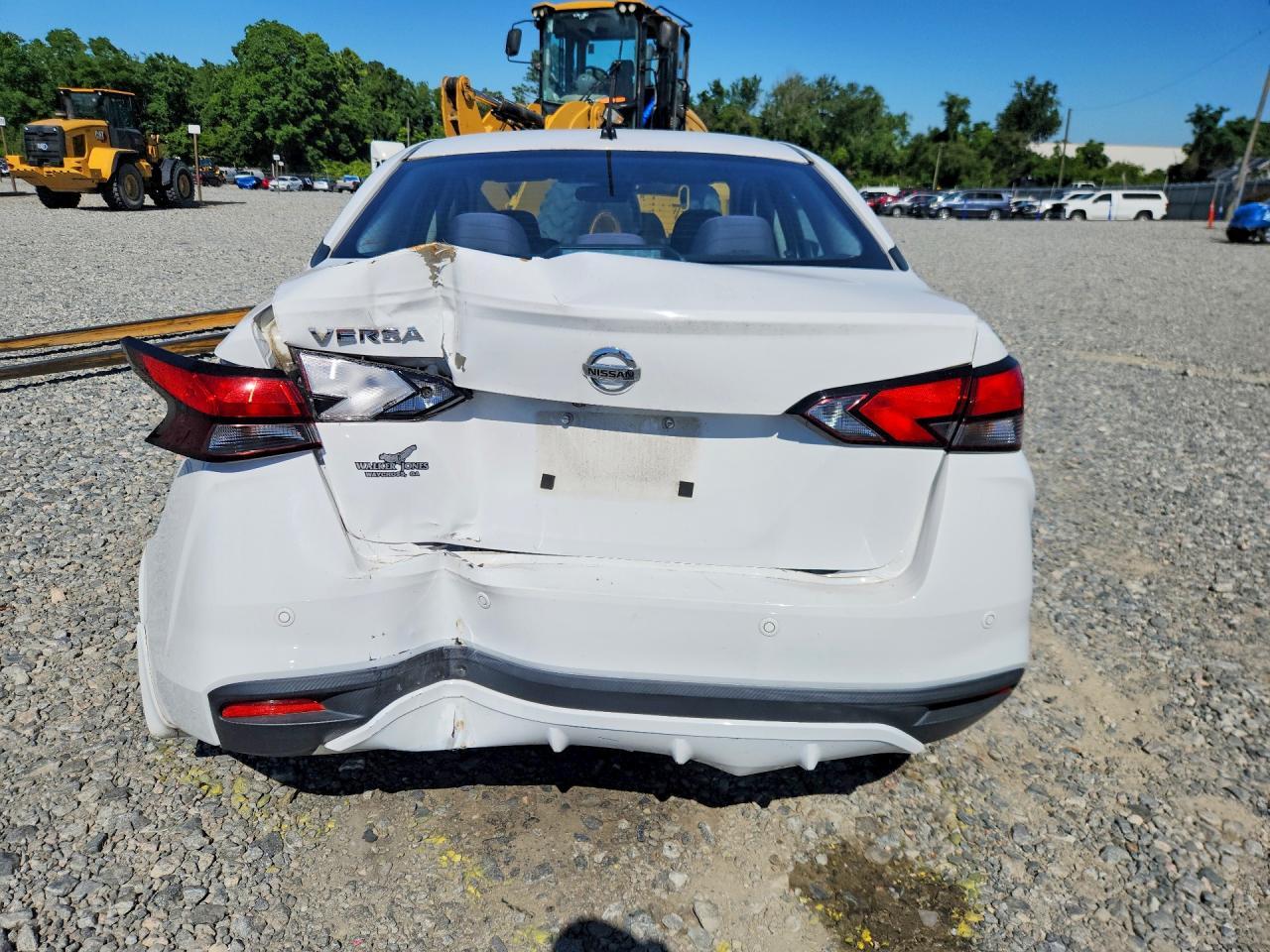2021 Nissan Versa S - Фото 6