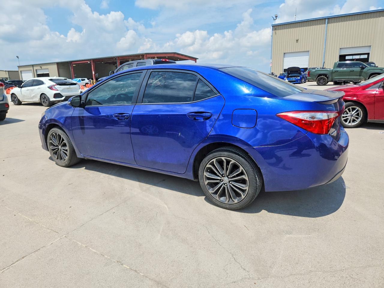 2014 Toyota Corolla S Plus - Фото 2