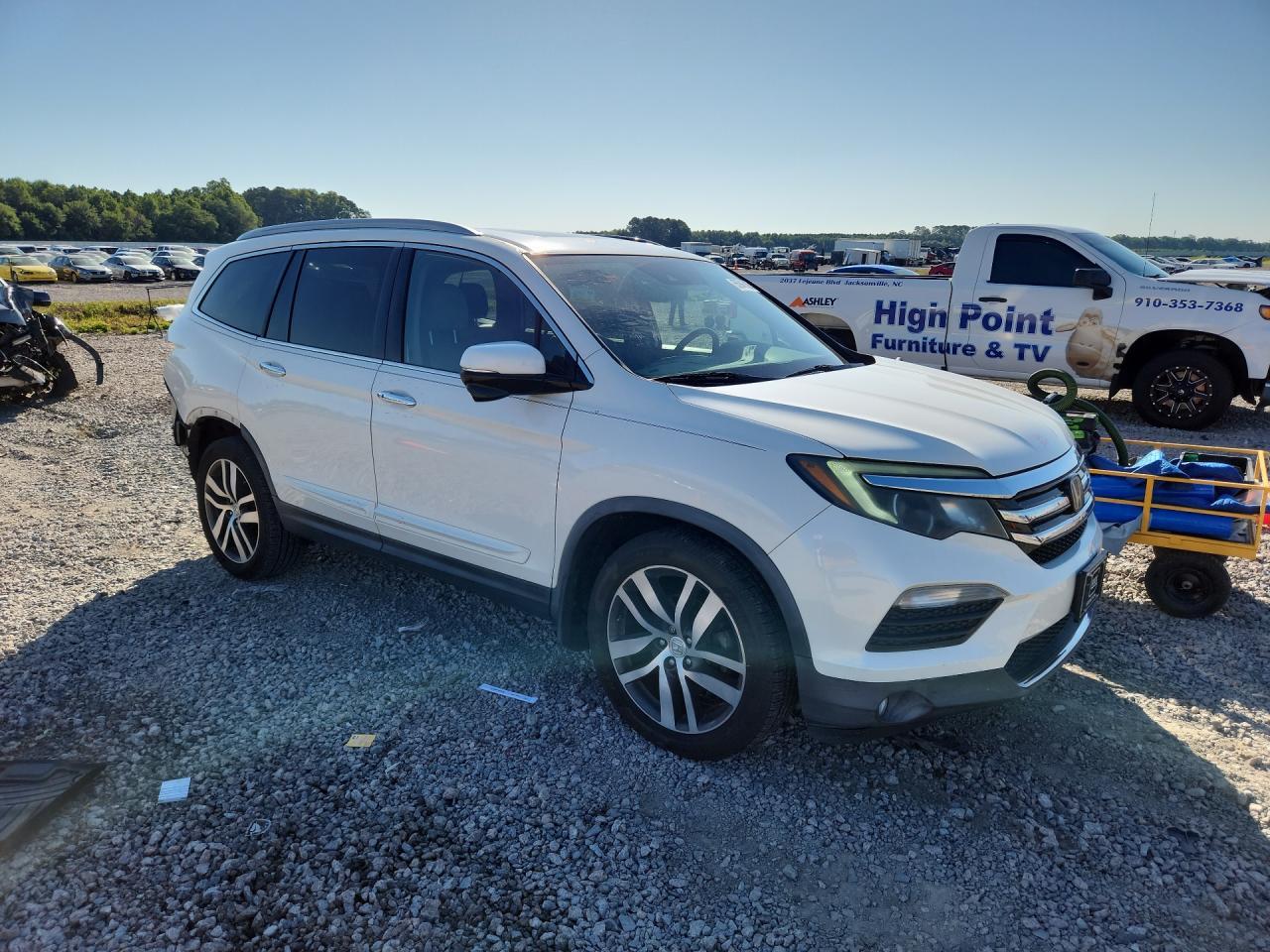 2016 Honda Pilot Touring - Image 4