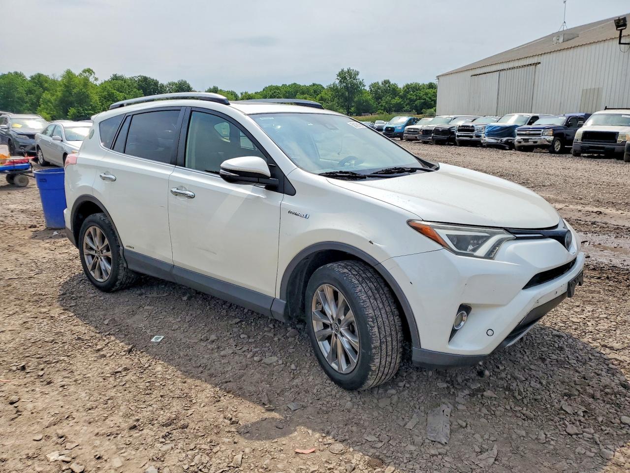 2017 Toyota Rav4 Hv Limited - Image 4