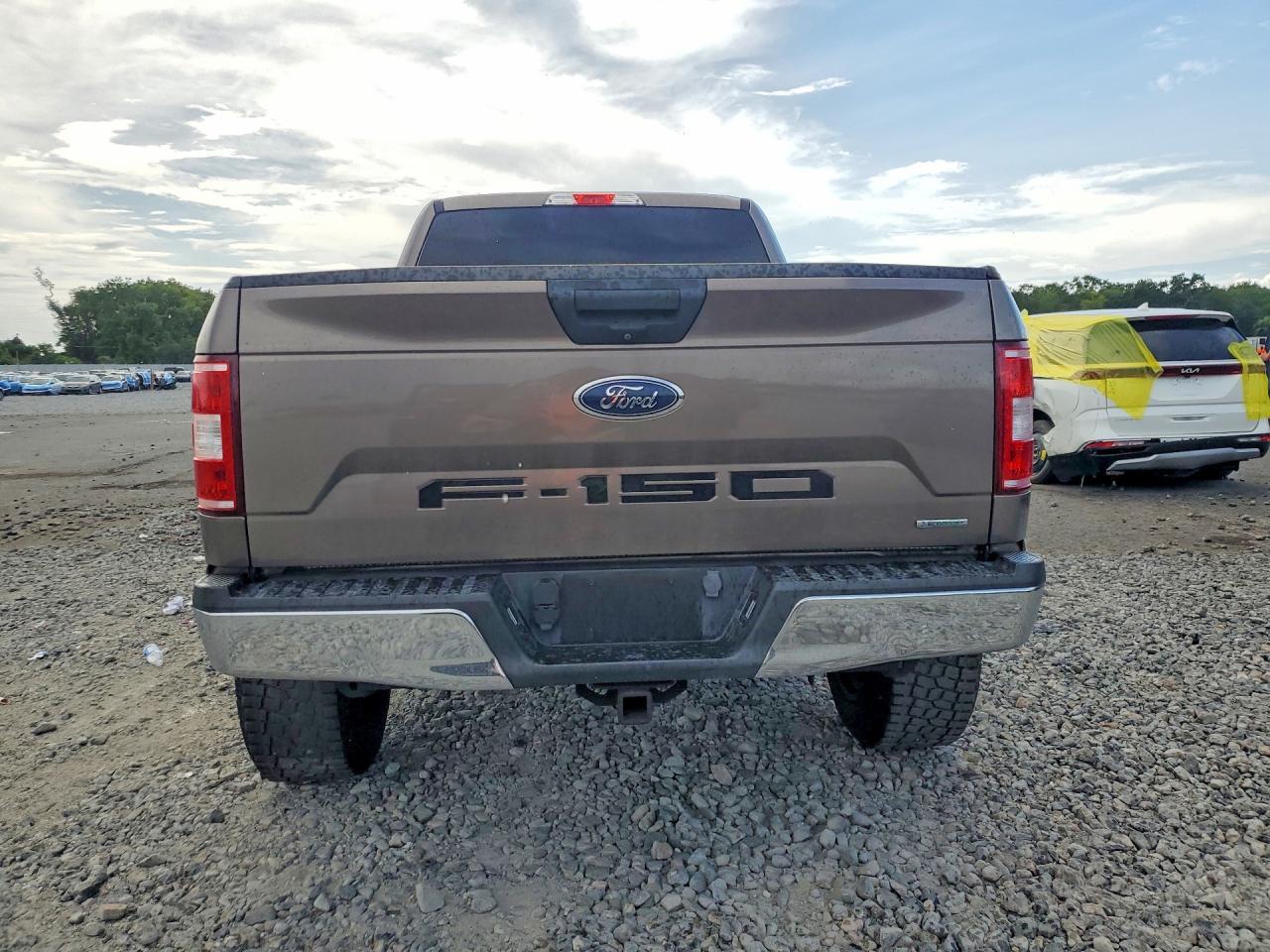 2018 Ford F150 Super Cab - Фото 6