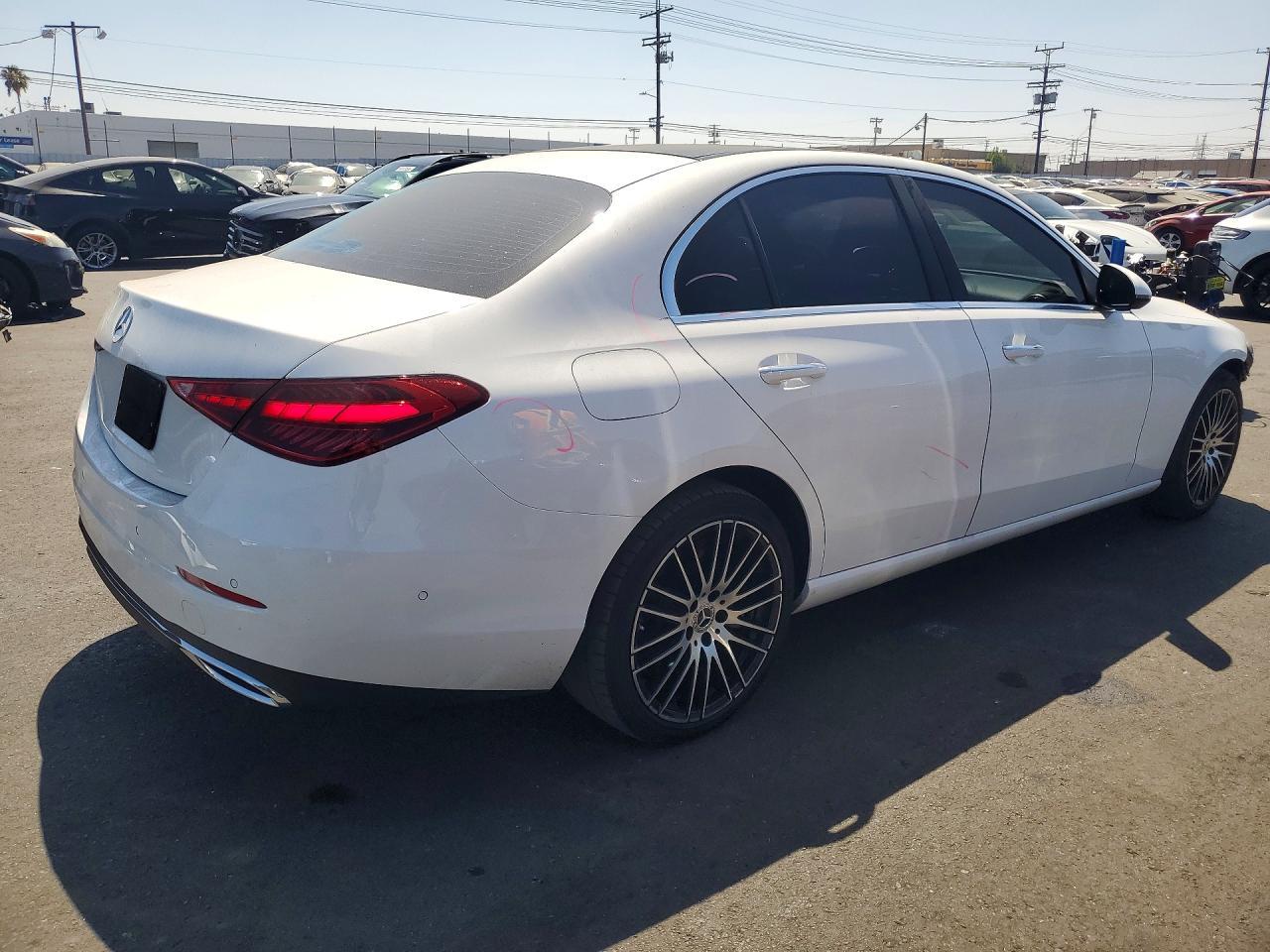 2024 Mercedes-Benz C 300 - Фото 3