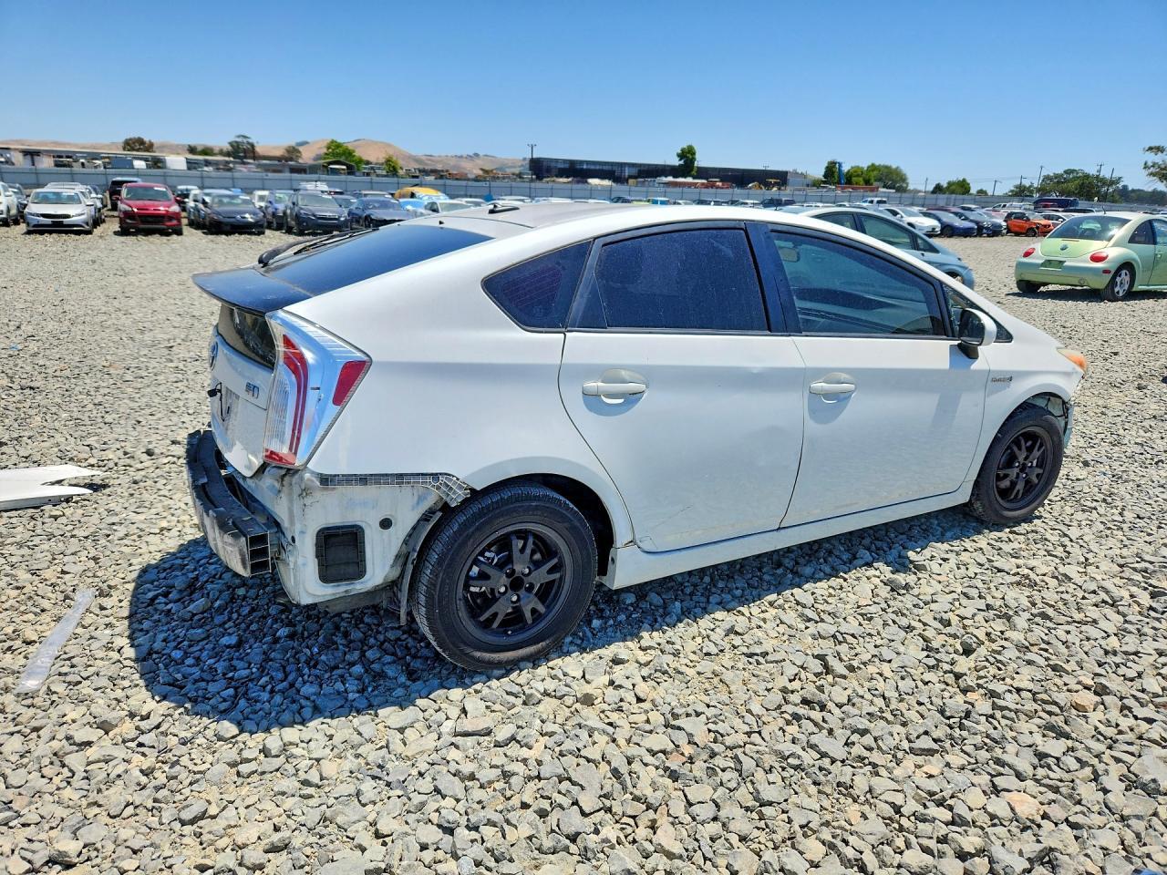 2014 Toyota Prius Two - Фото 3