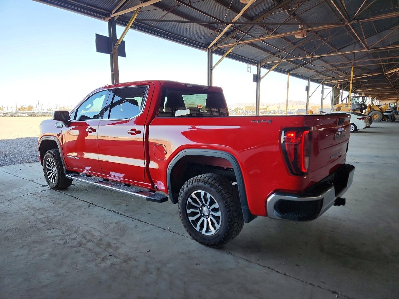 2022 GMC Sierra K1500 Sle - Image 2