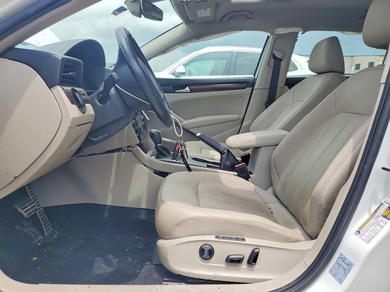 2020 Volkswagen Passat Sel - Фото 7