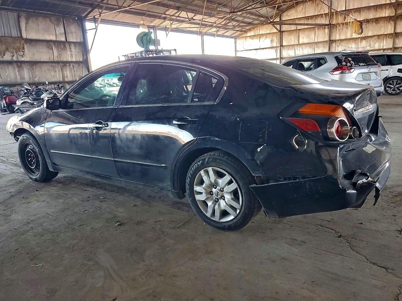 2011 Nissan Altima 2.5 - Image 2