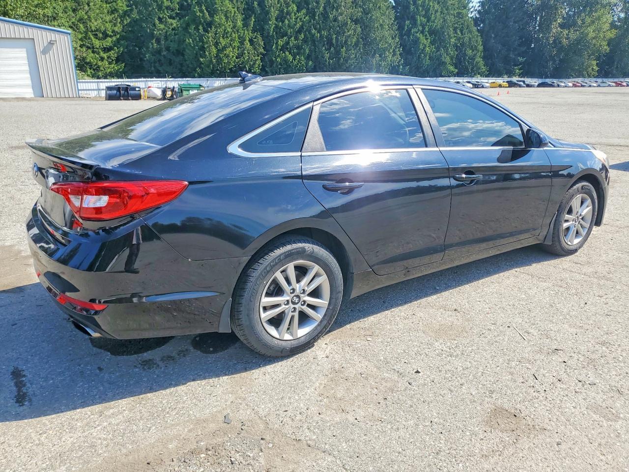 2015 Hyundai Sonata Se - Image 3