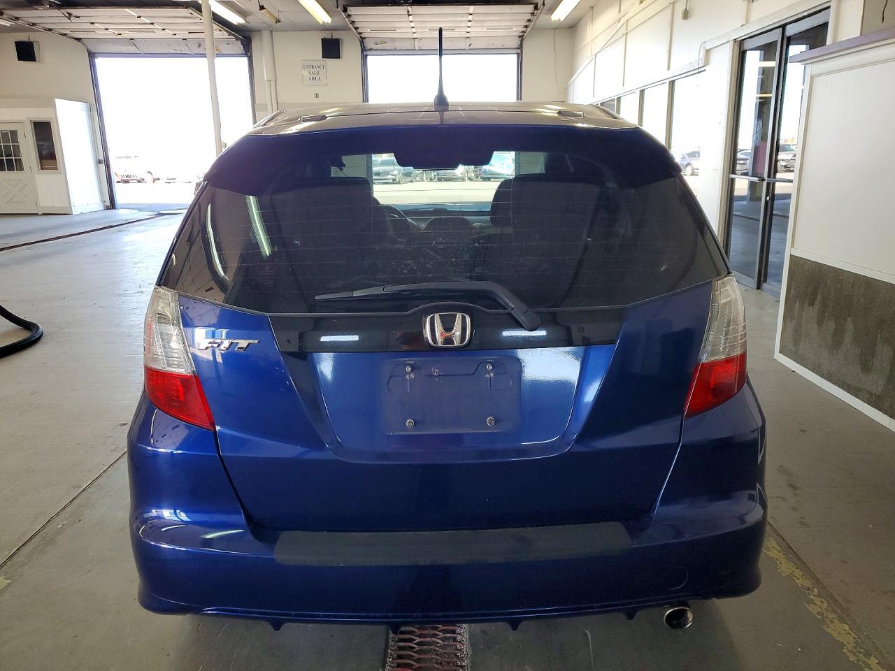 2011 Honda Fit Sport - Image 6