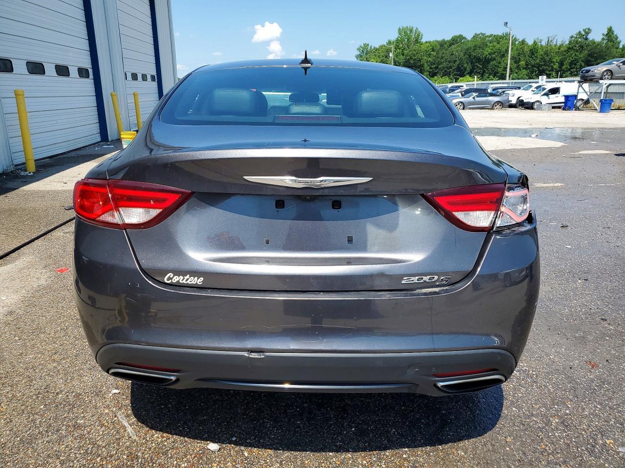 2015 Chrysler 200 S - Фото 6