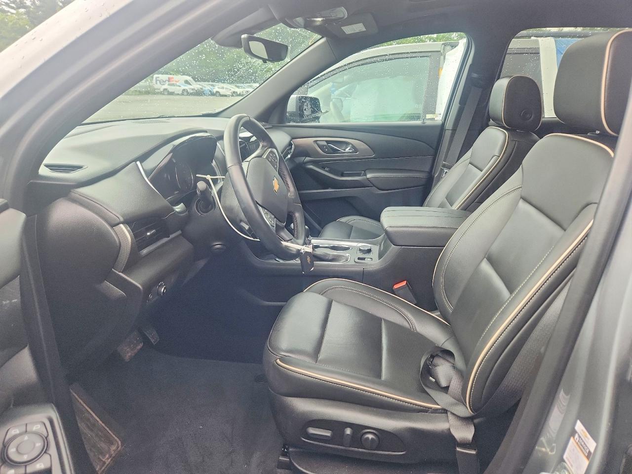 2023 Chevrolet Traverse Premier - Image 7