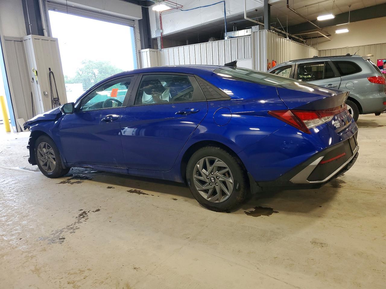 2024 Hyundai Elantra Sel - Фото 2