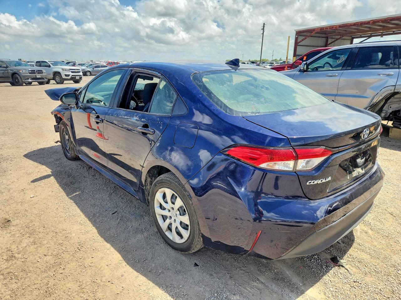 2023 Toyota Corolla Hybrid Le - Image 2