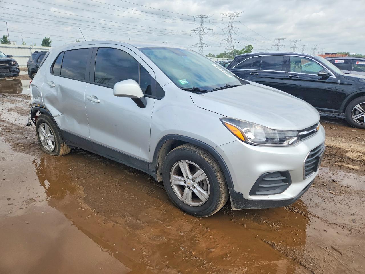 2021 Chevrolet Trax Ls - Фото 4