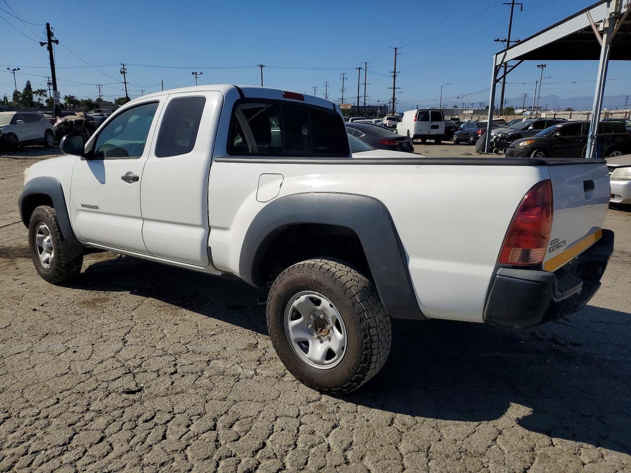 2014 Toyota Tacoma Access Cab - Image 2