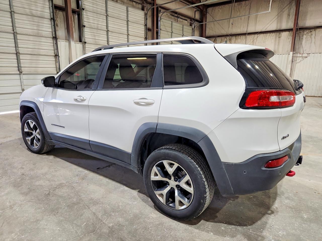 2016 Jeep Cherokee Trailhawk - Фото 2