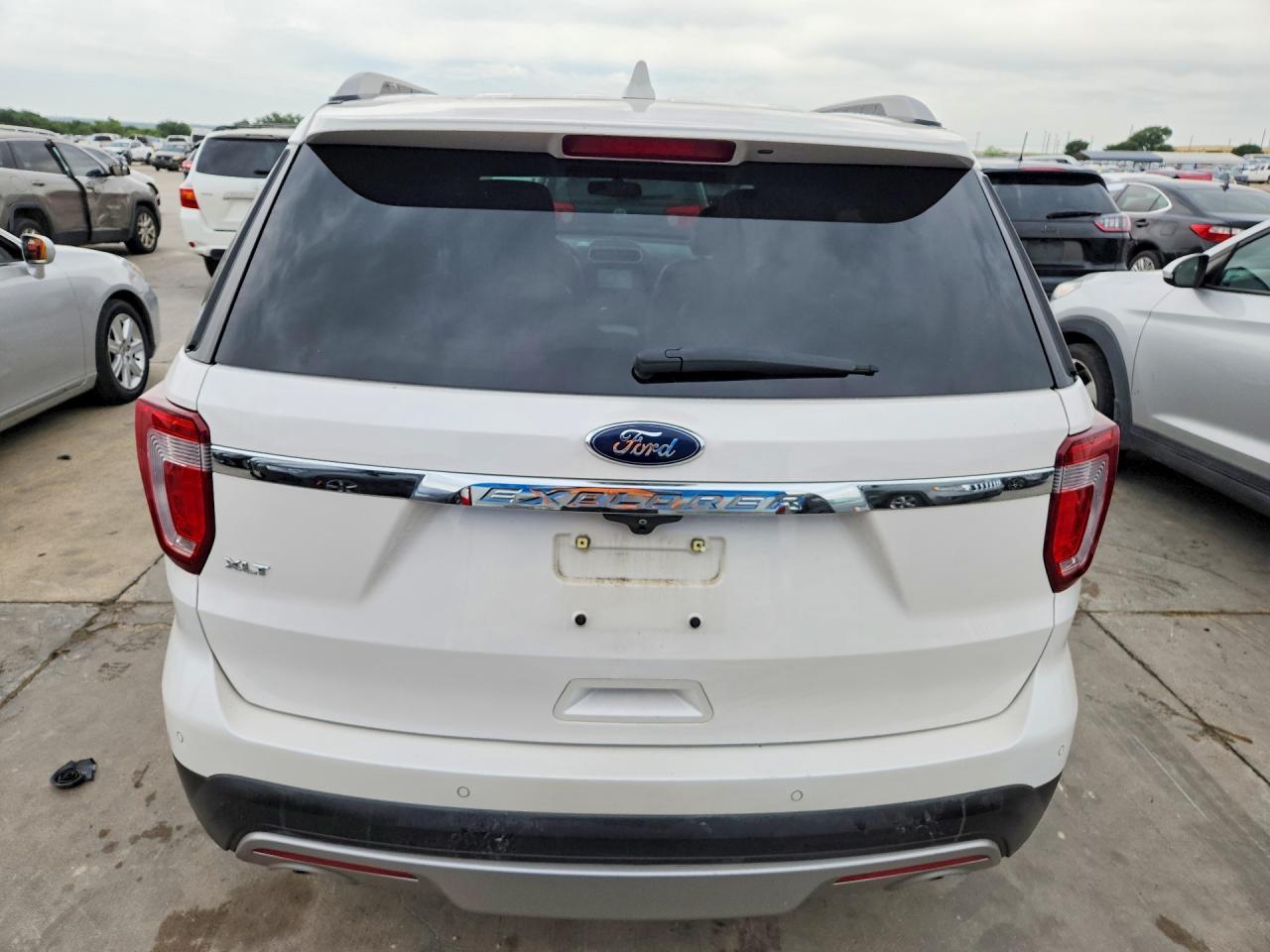 2017 Ford Explorer Xlt - Фото 6