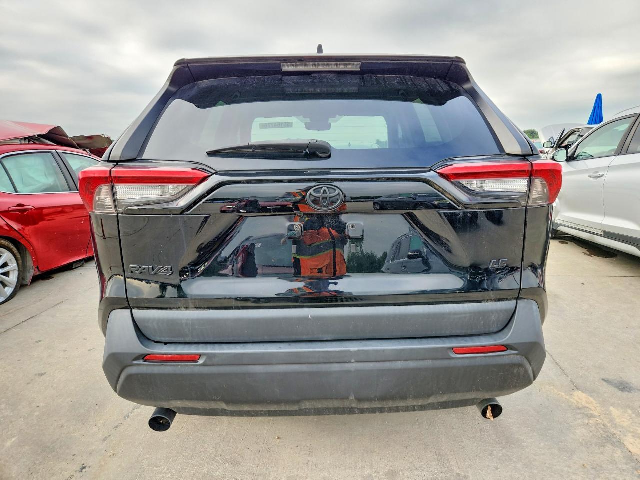 2022 Toyota Rav4 Le - Фото 6