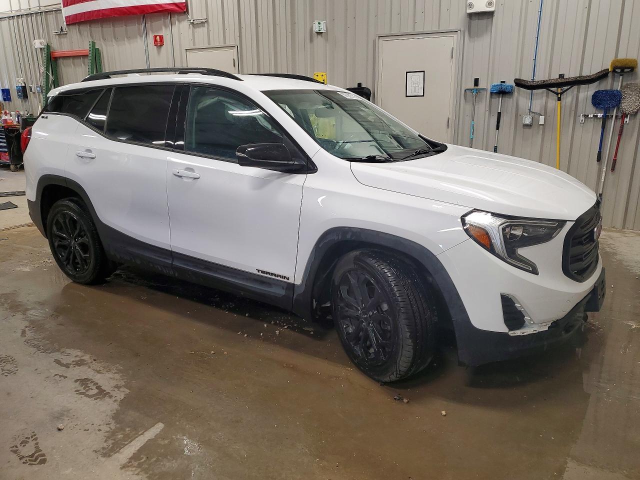 2020 GMC Terrain Sle - Фото 4