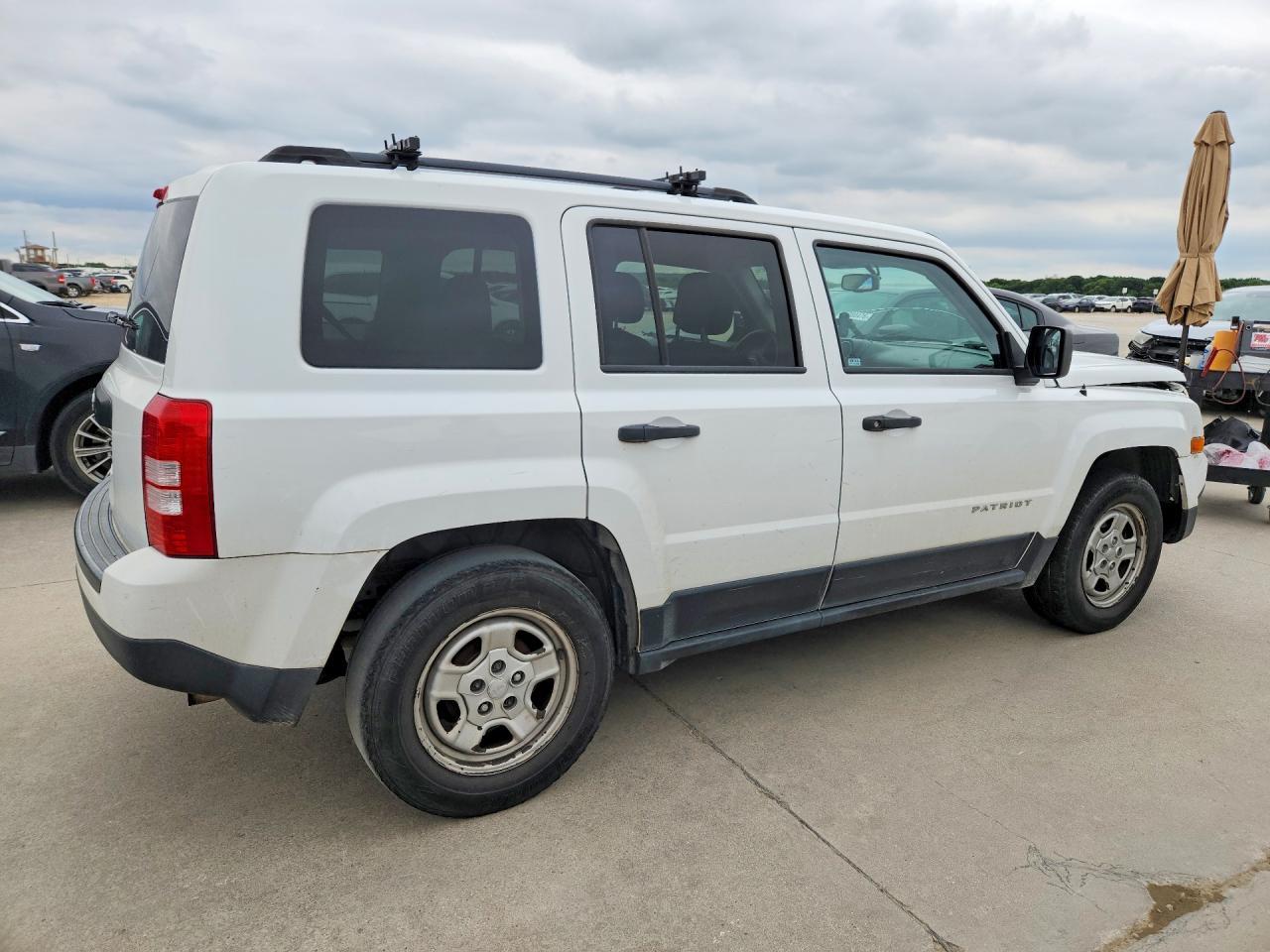 2016 Jeep Patriot Sport - Фото 3