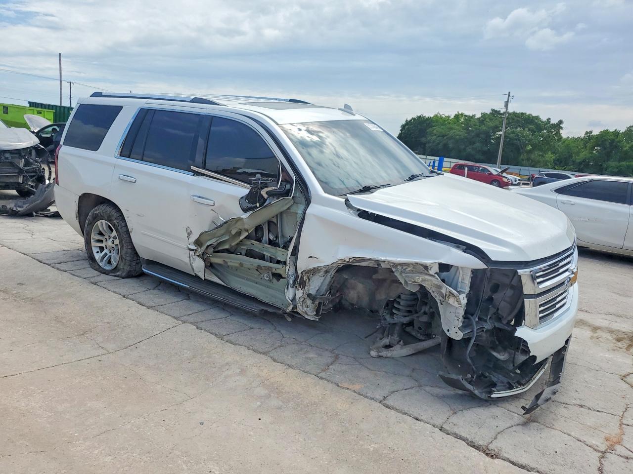 2017 Chevrolet Tahoe C1500 Premier - Фото 4