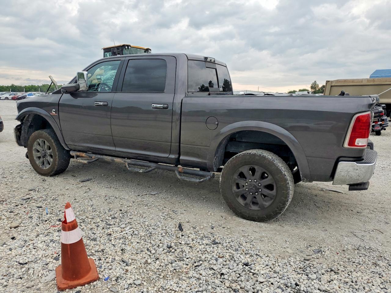 2017 Ram 2500 Laramie - Фото 2
