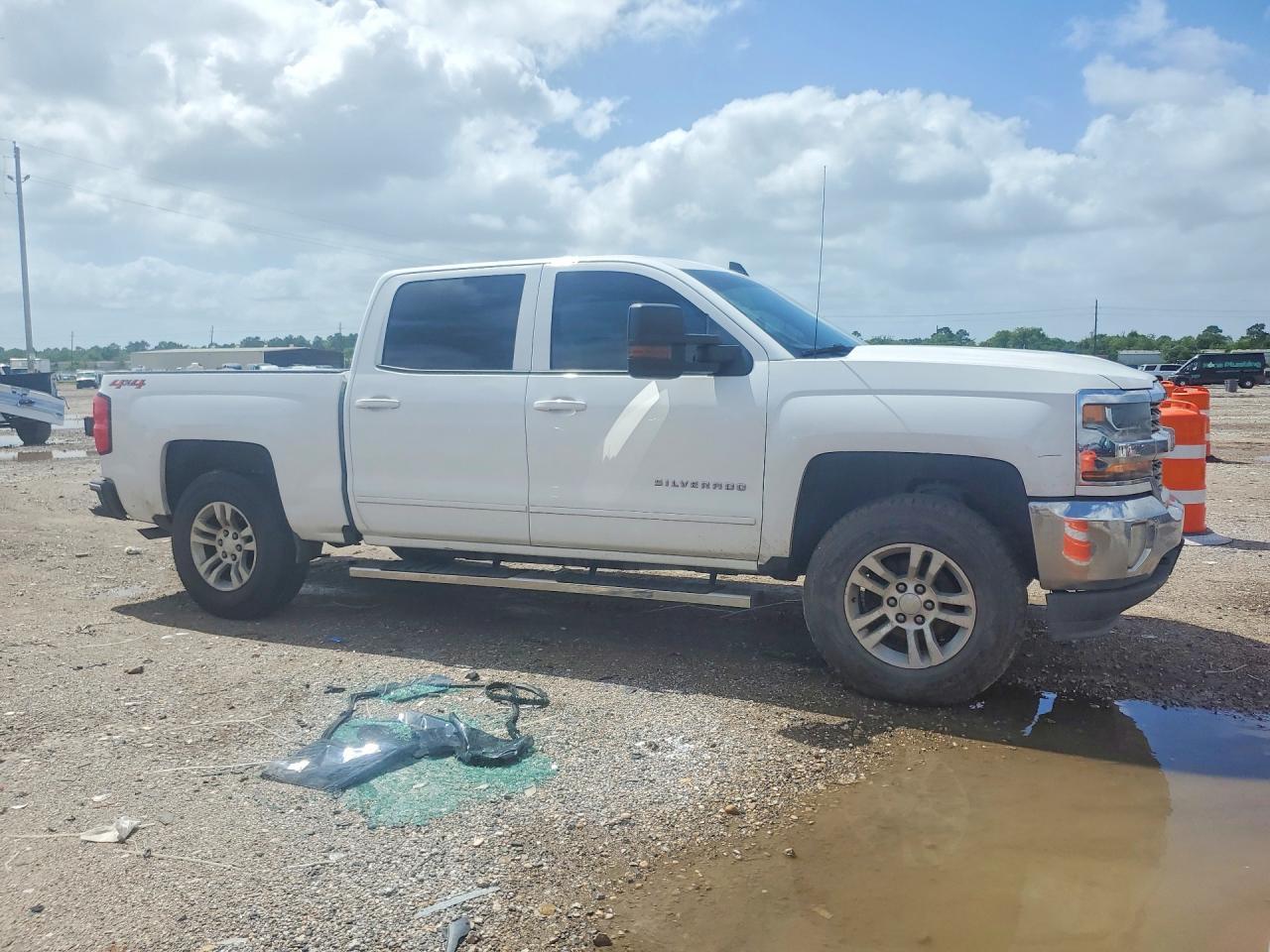 2018 Chevrolet Silverado K1500 Lt - Image 4