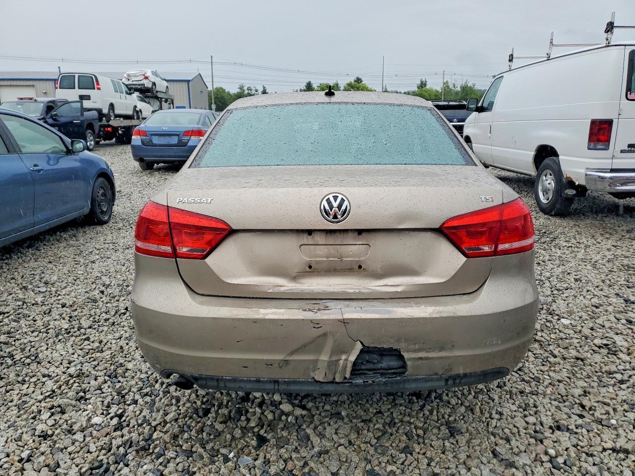 2015 Volkswagen Passat S - Фото 6