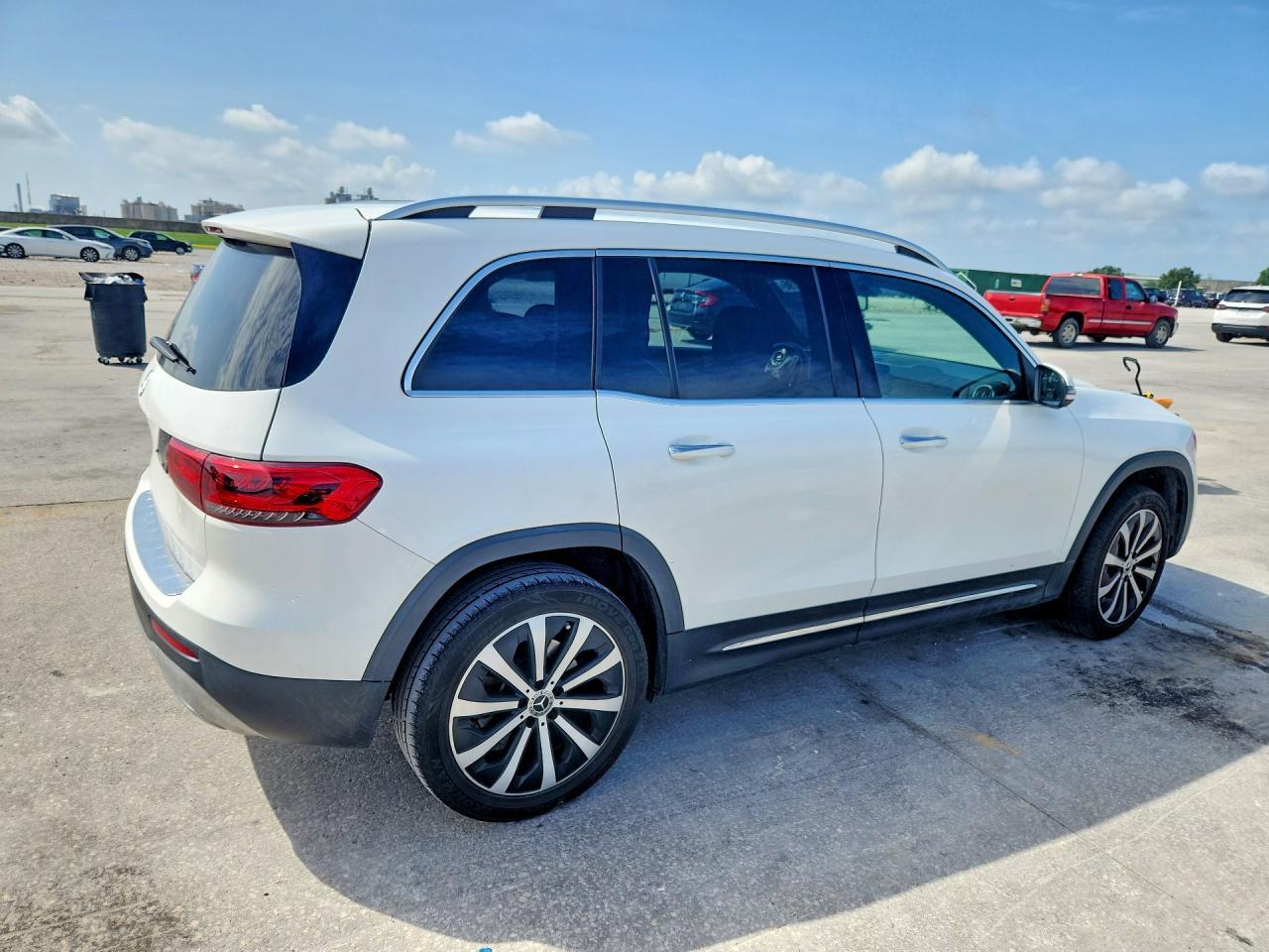 2020 Mercedes-Benz Glb 250 - Image 3