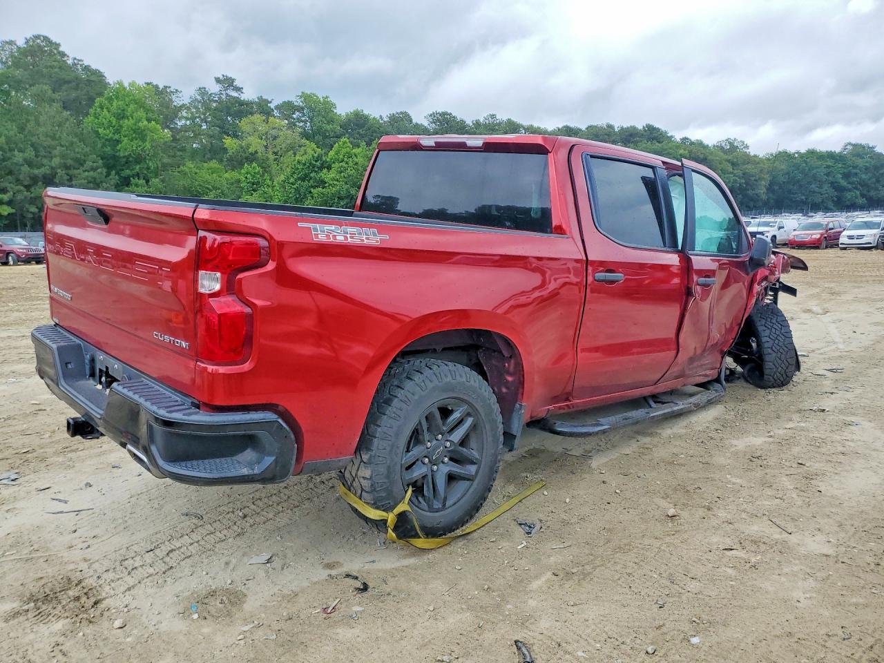 2021 Chevrolet Silverado K1500 Trail Boss Custom - Image 3