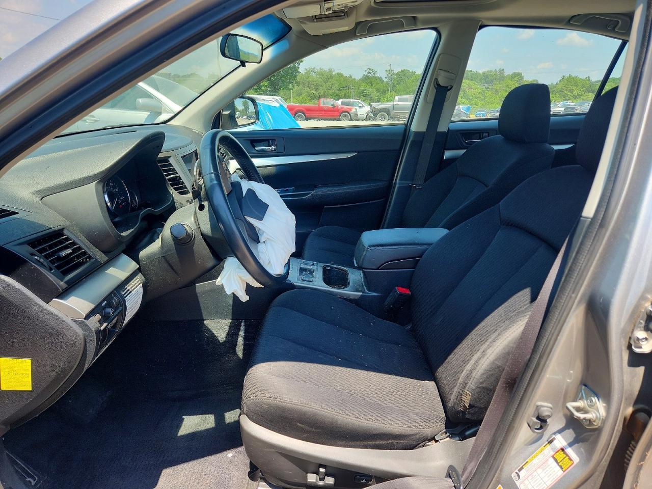 2010 Subaru Legacy 2.5I Premium - Image 7
