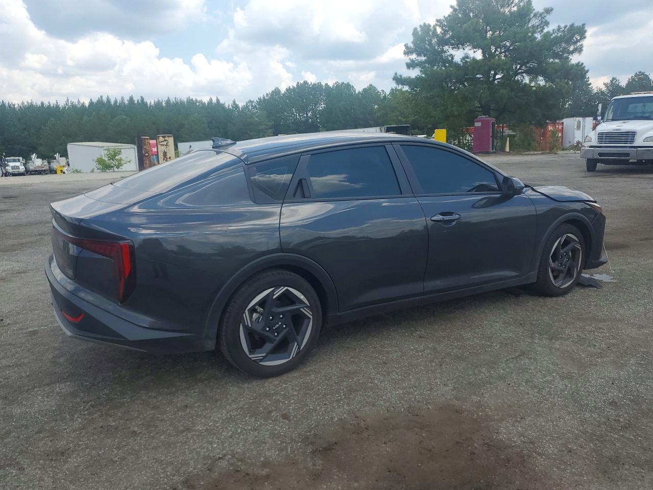 2025 Kia K4 Ex - Image 3