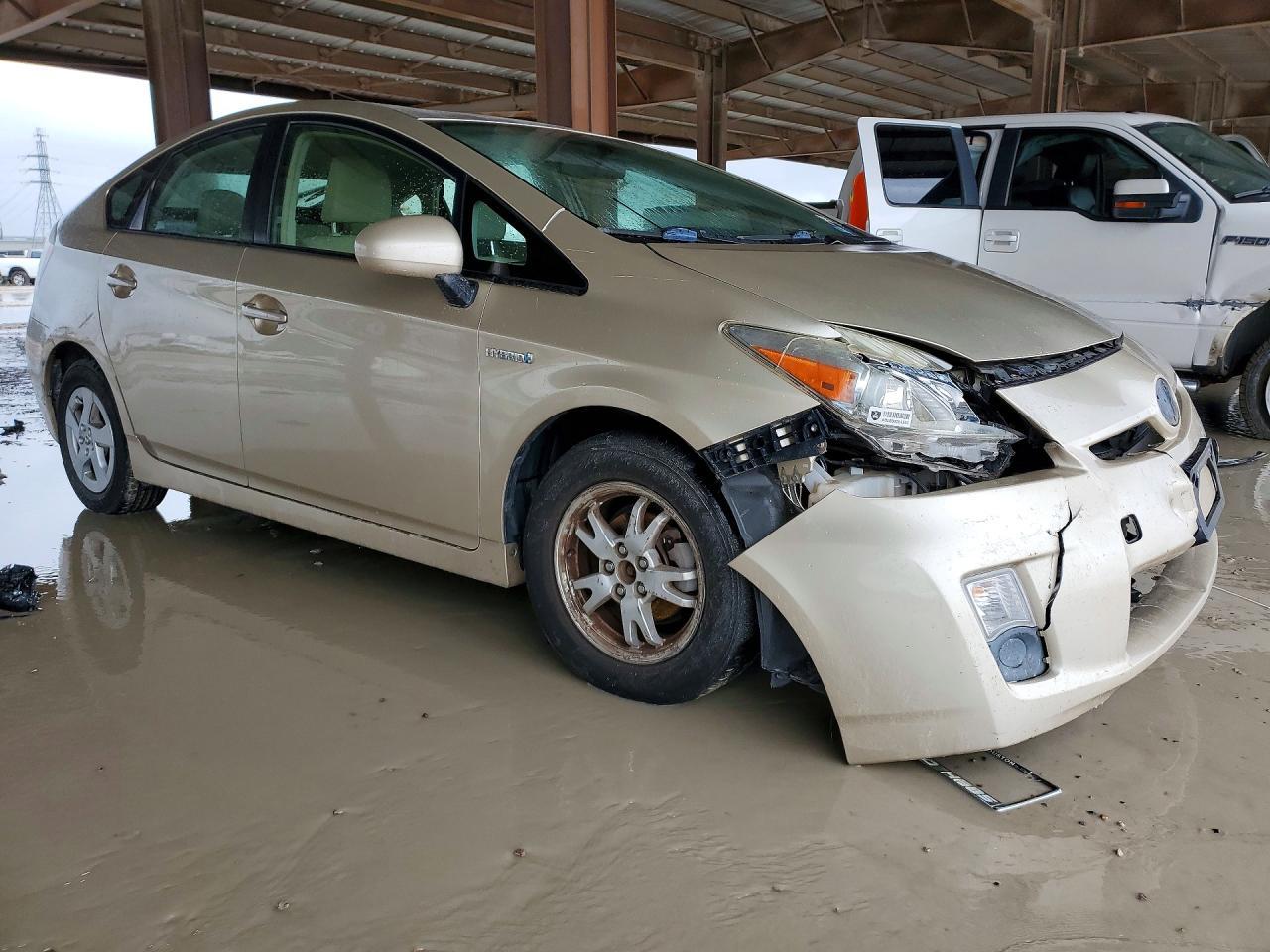 2010 Toyota Prius Iii - Фото 4