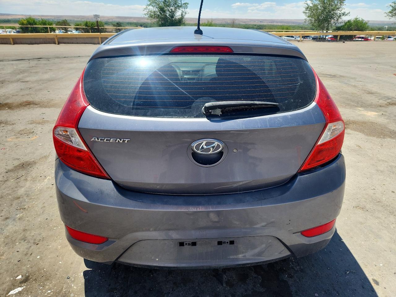 2017 Hyundai Accent Se - Image 6