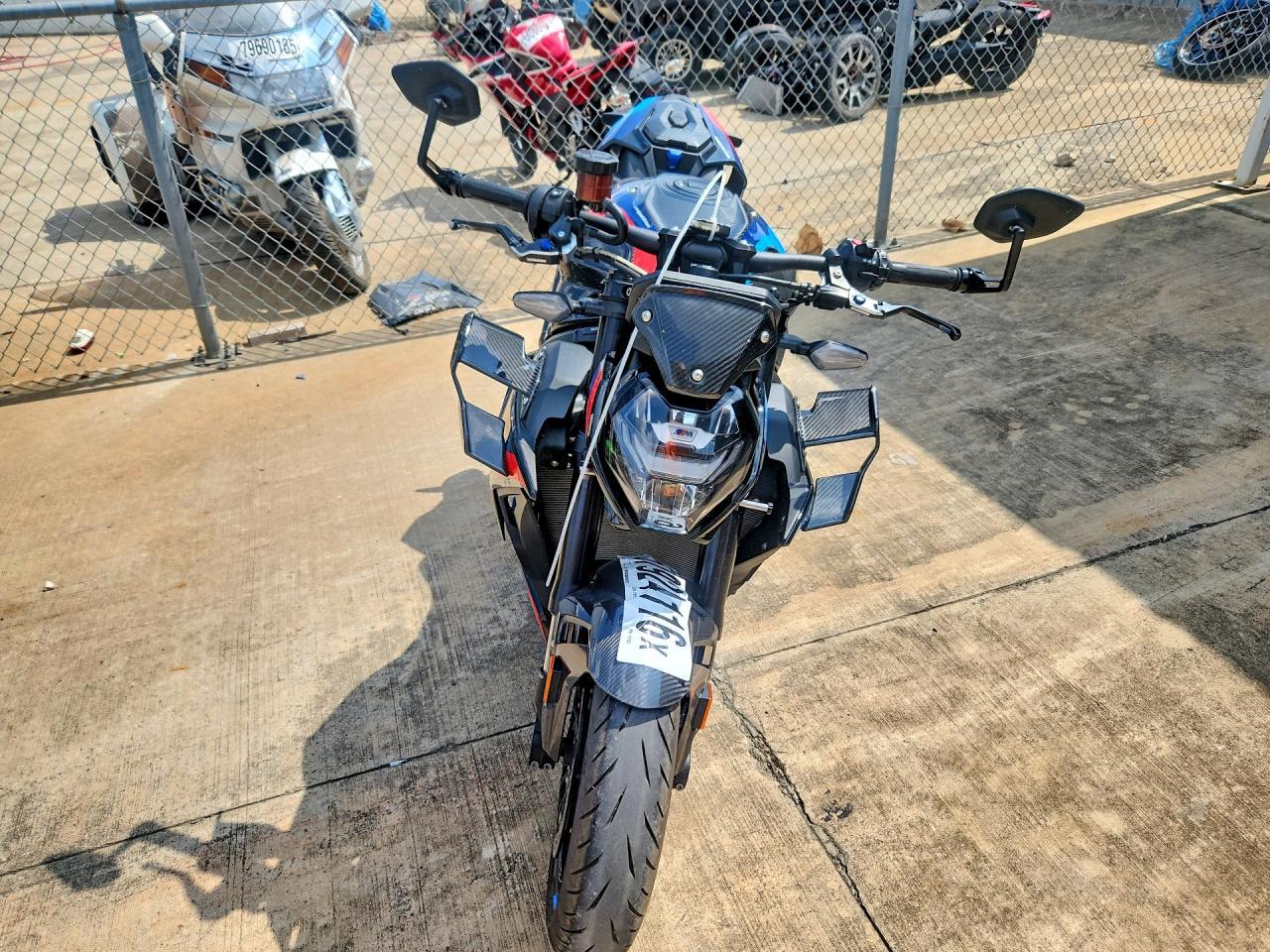 2023 BMW M 1000 R - Image 2