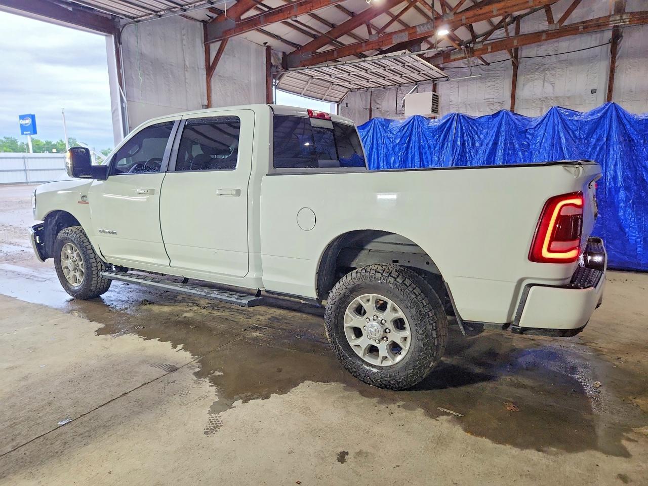2024 Ram 2500 Laramie - Фото 2