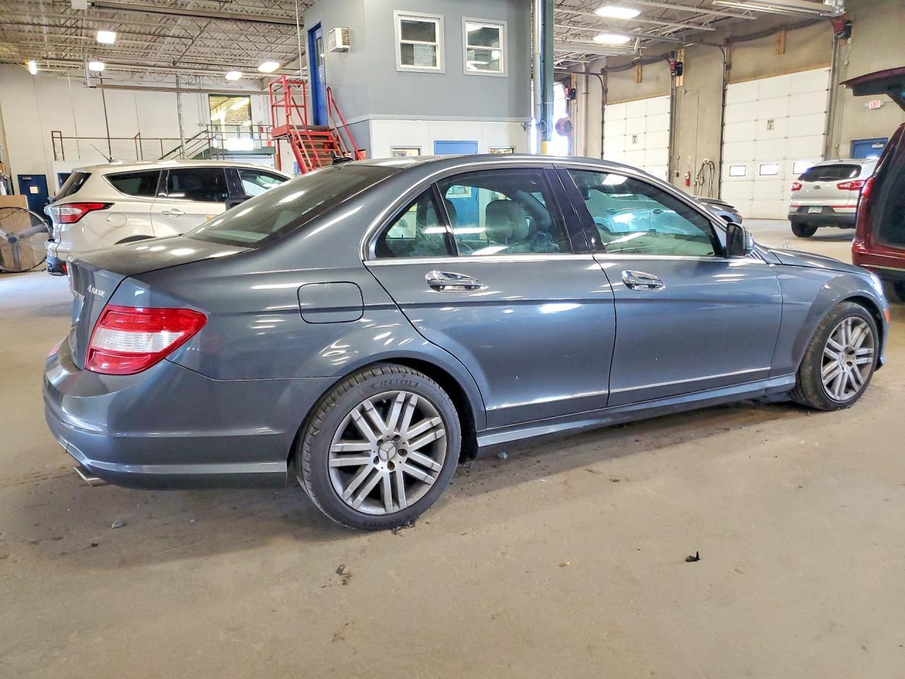 2008 Mercedes-Benz C 300 4Matic - Фото 3