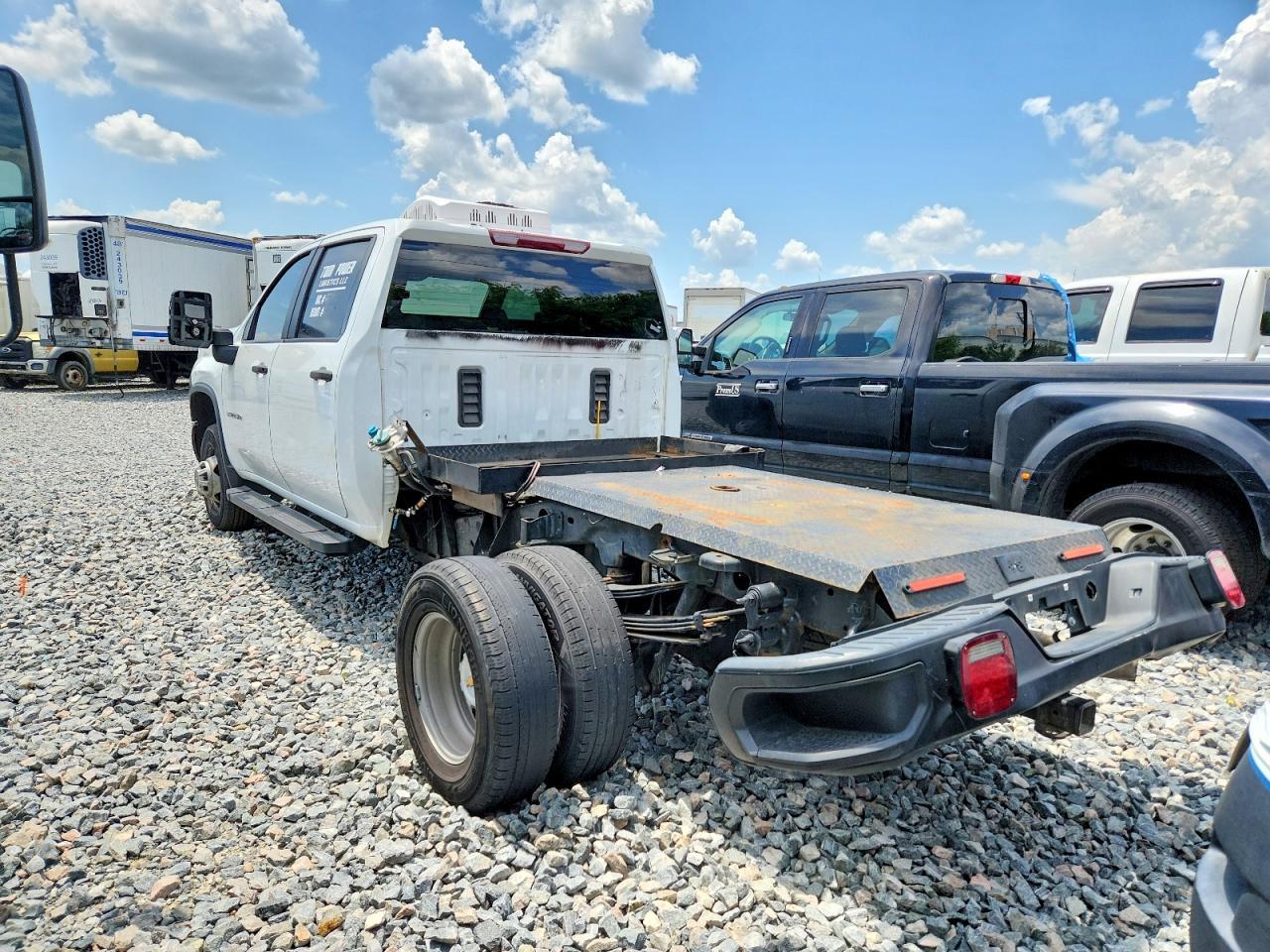 2024 Chevrolet Silverado K3500 - Фото 3