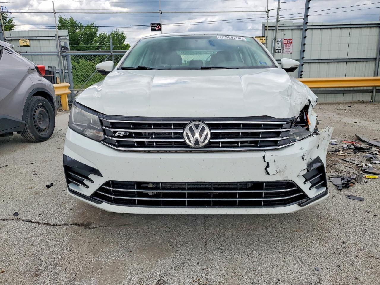 2018 Volkswagen Passat S - Image 5