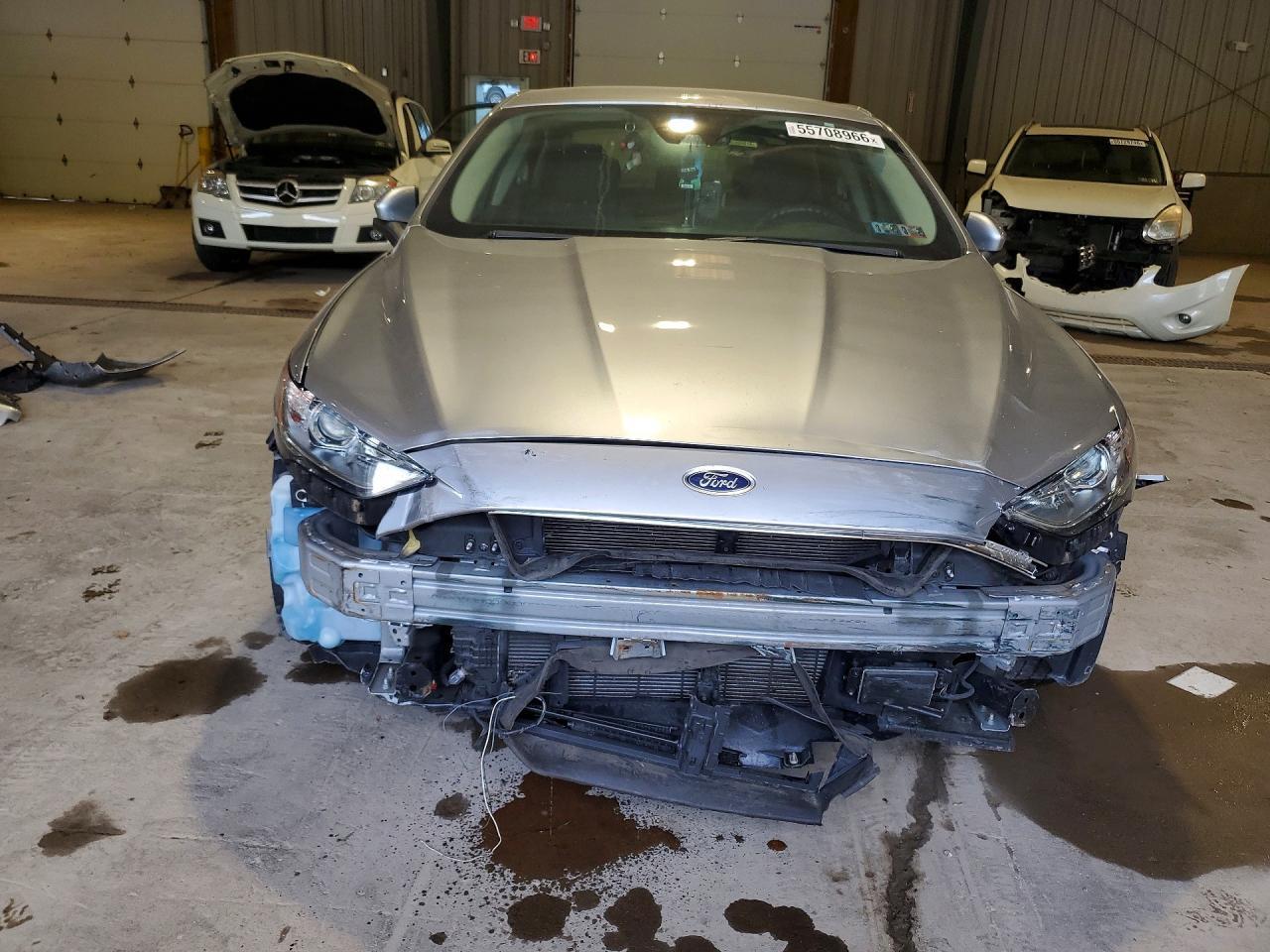 2020 Ford Fusion Se - Image 5