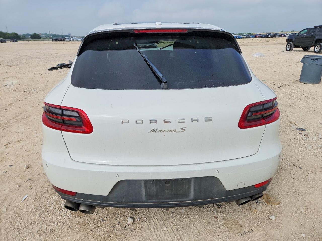 2016 Porsche Macan S - Image 6