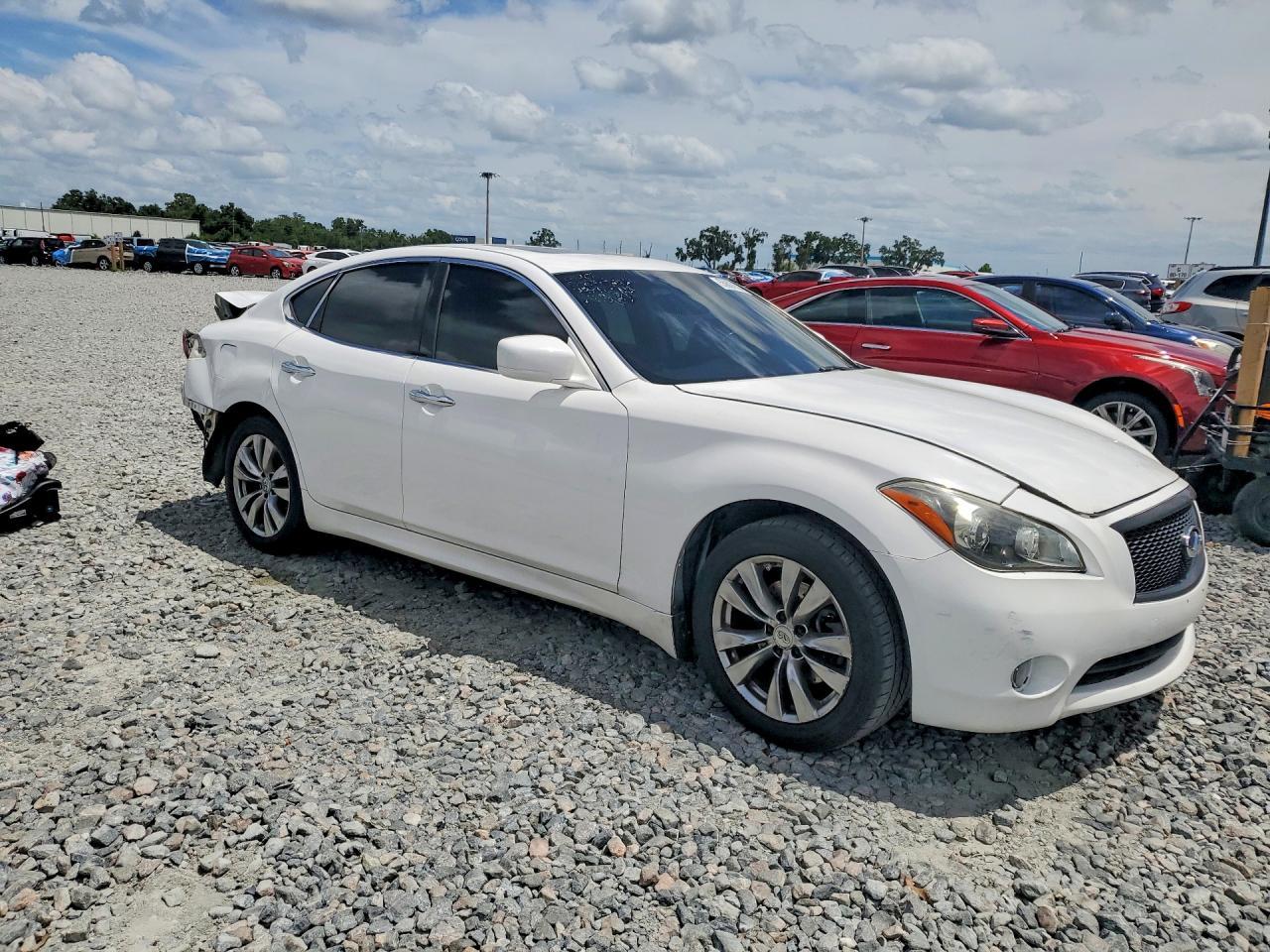 2011 Infiniti M37 Base - Image 4