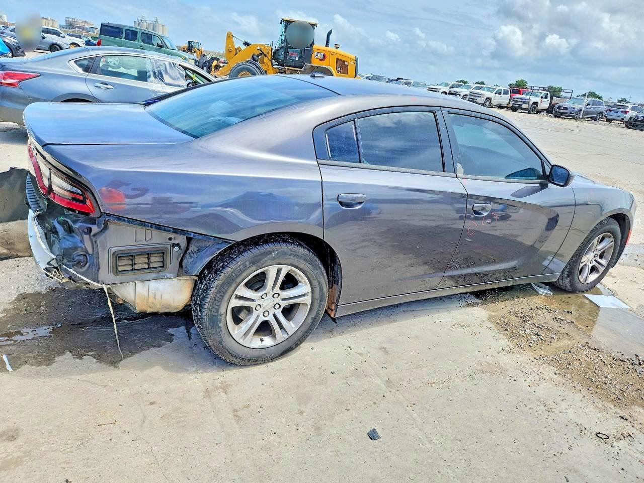 2019 Dodge Charger Sxt - Image 3