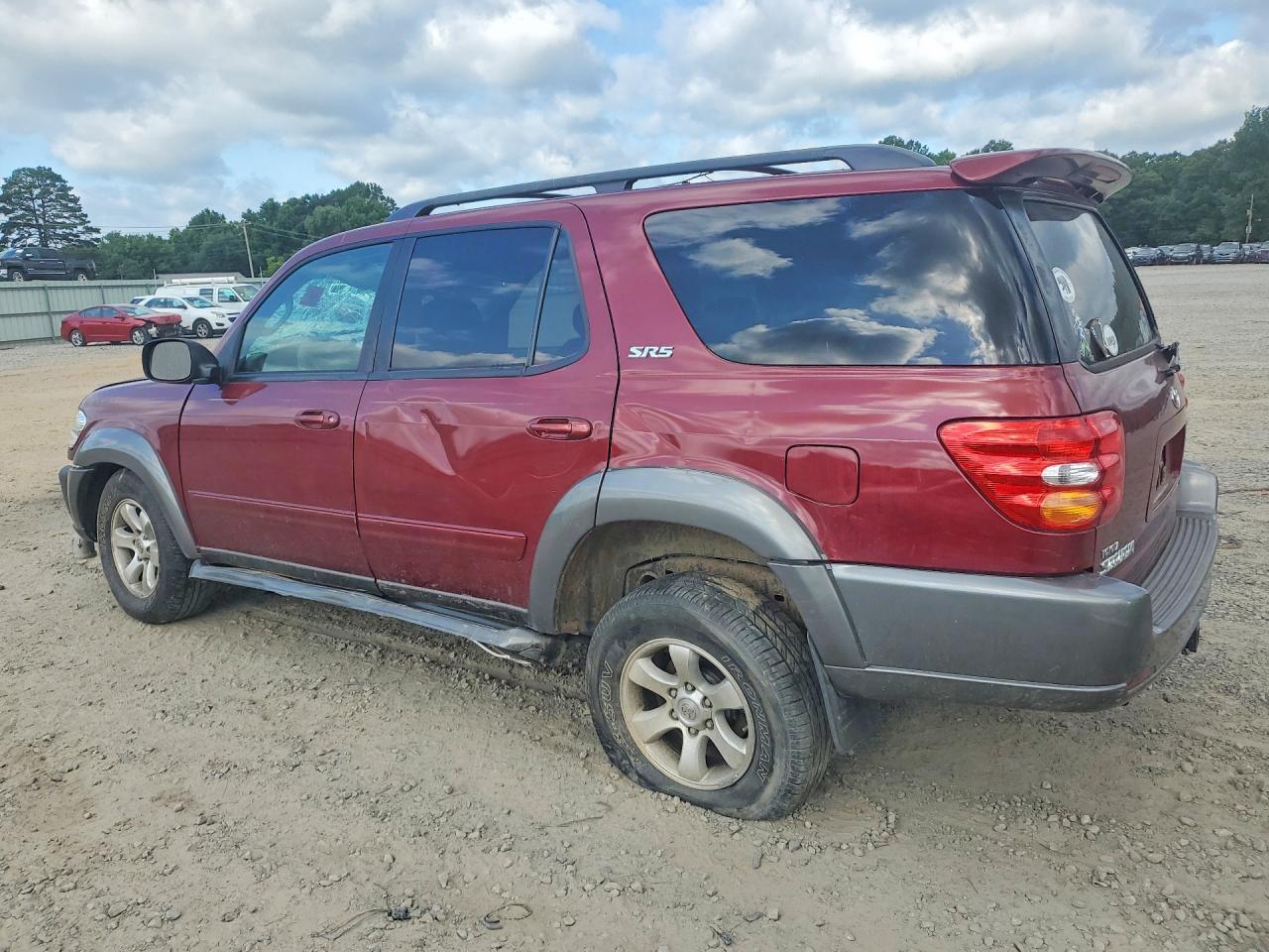 2003 Toyota Sequoia Sr5 - Image 2