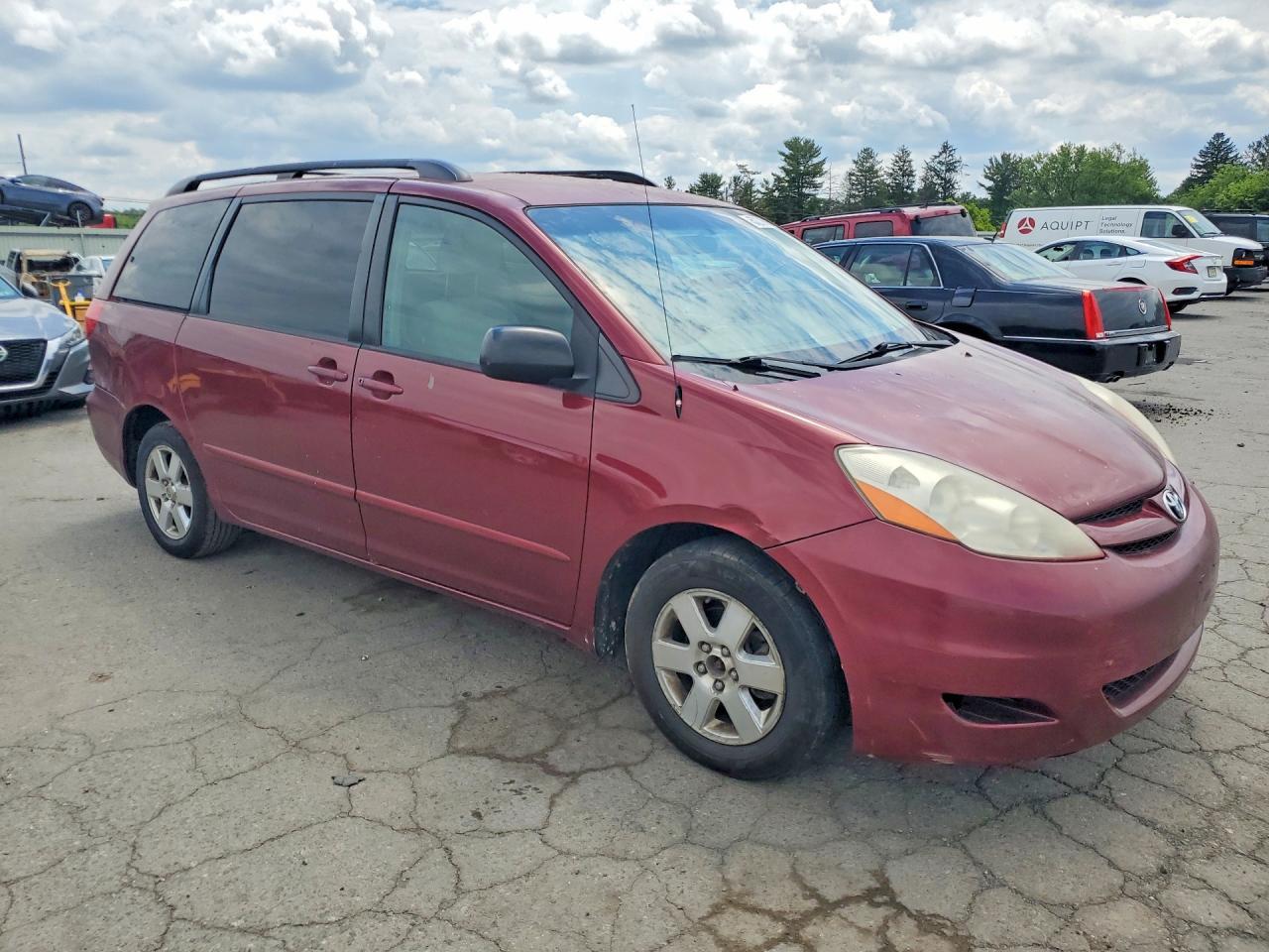 2008 Toyota Sienna Le 7-Passenger - Image 4
