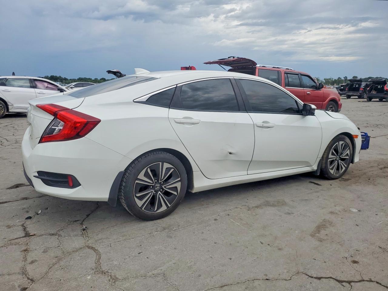 2018 Honda Civic - Image 3