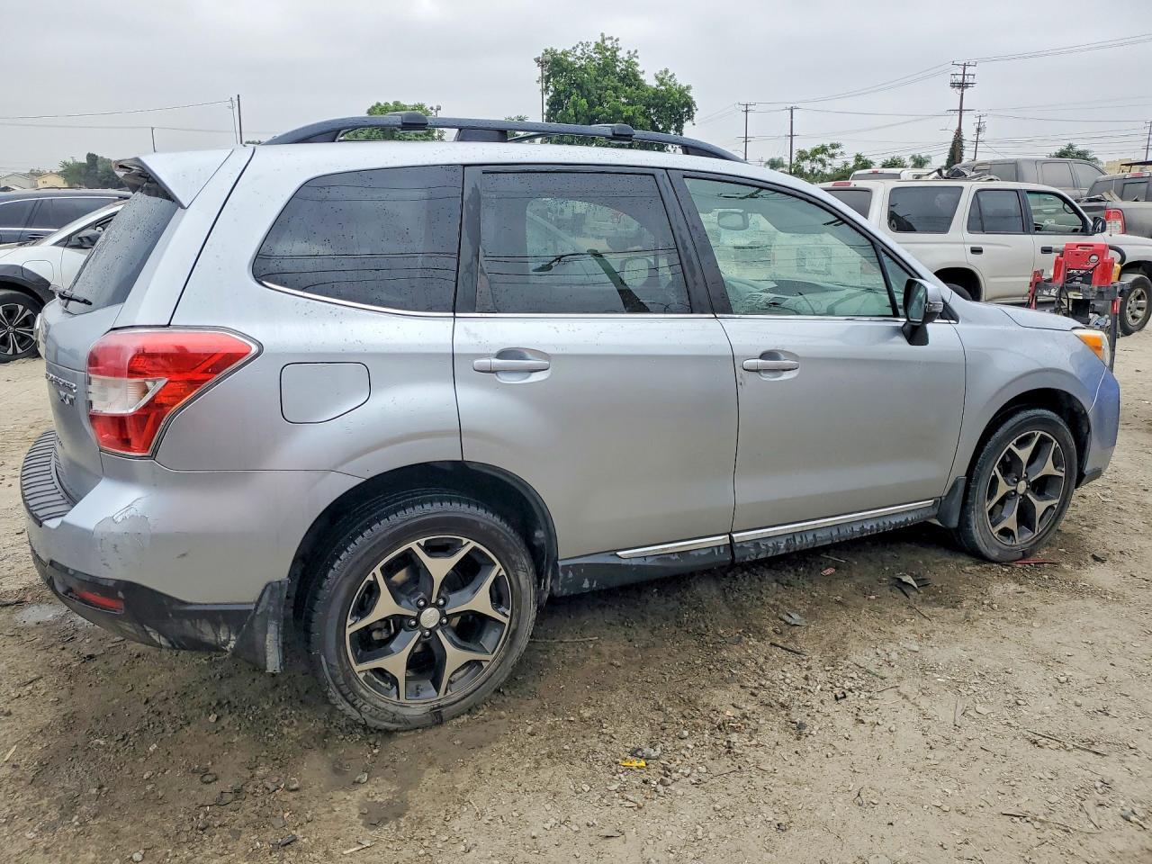 2015 Subaru Forester - Фото 3