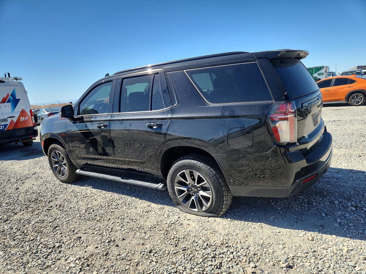 2021 Chevrolet Tahoe K1500 Z71 - Фото 2