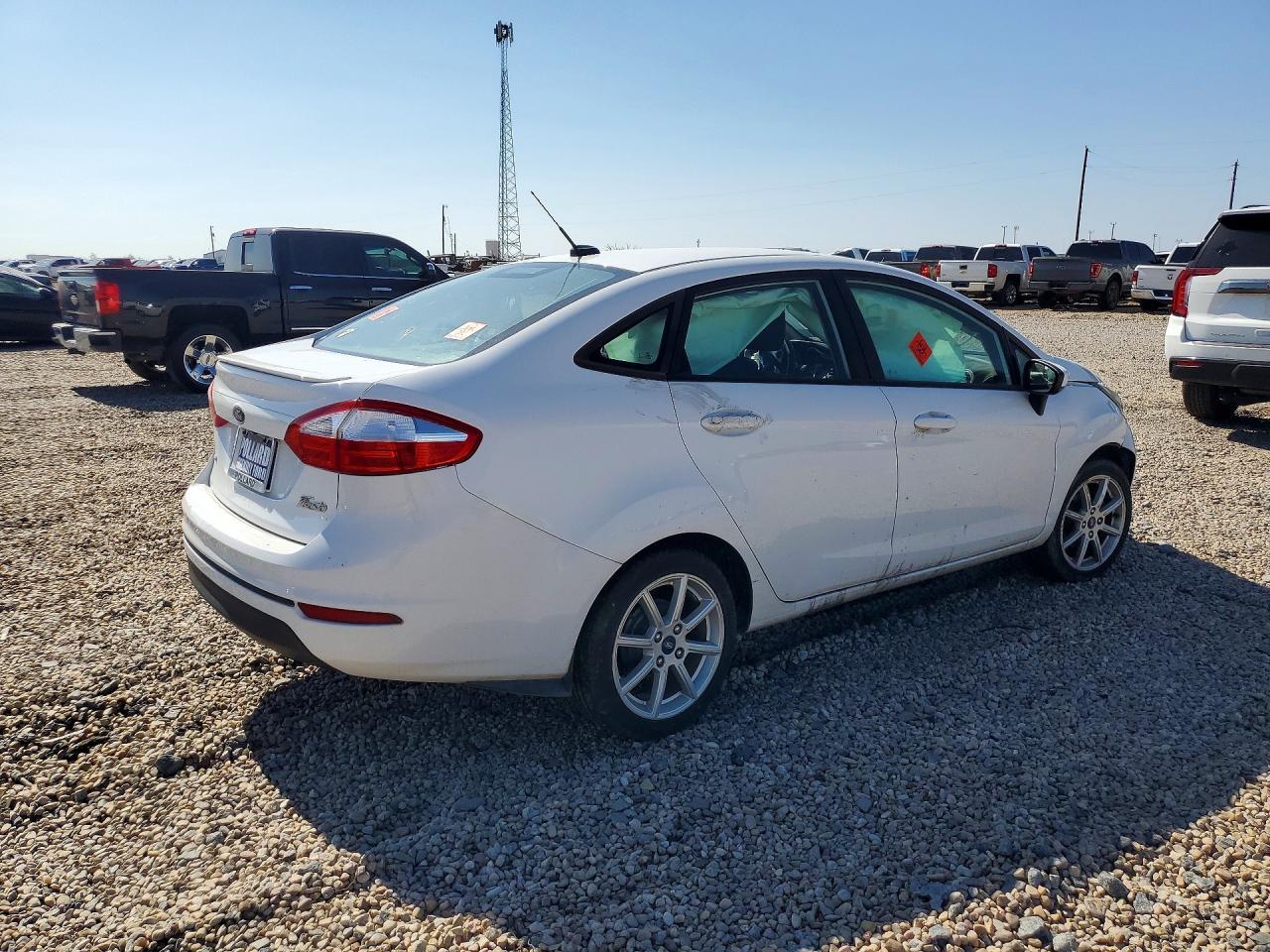 2019 Ford Fiesta Se - Фото 3