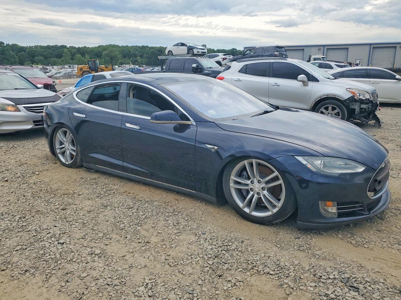 2013 Tesla Model S - Фото 4