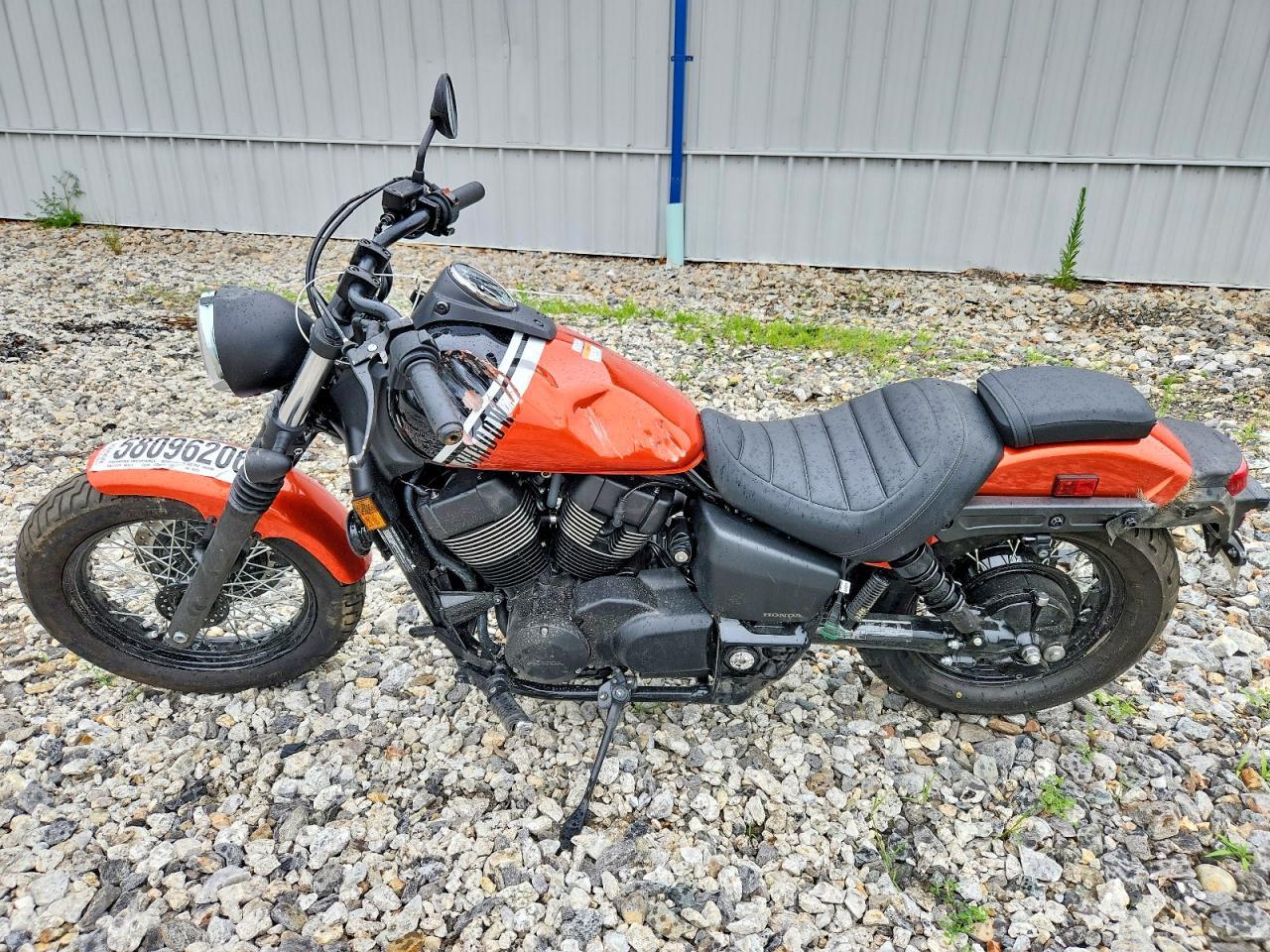 2025 Honda Vt750 C2B - Image 3